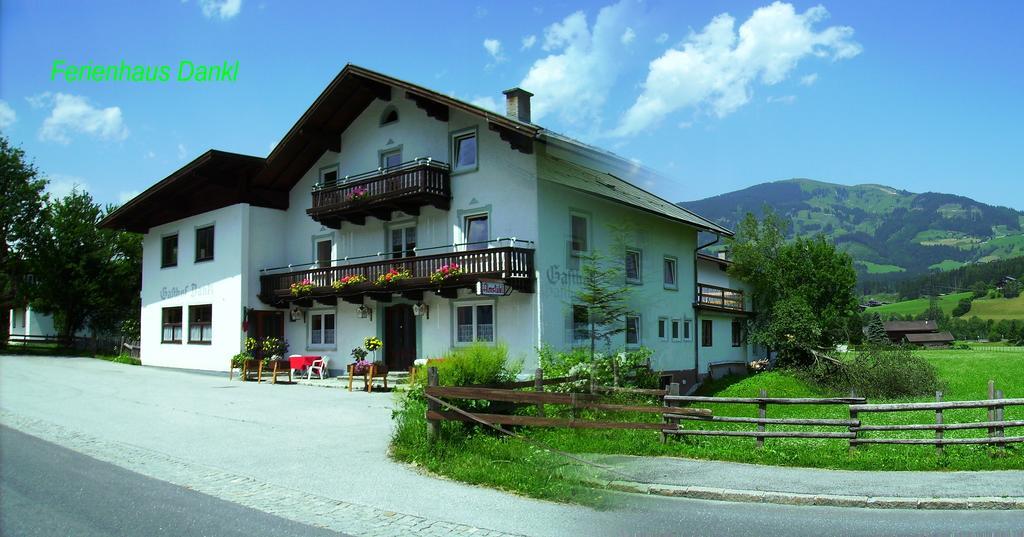 Ferienhaus Dankl Hollersbach im Pinzgau Bagian luar foto